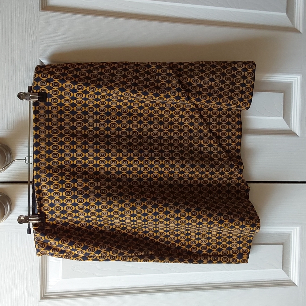 Cabi Sand Out Skirt Ponte Knit Medium  Style 3403